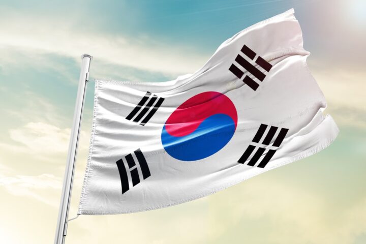 korean flag gwangbokjeol