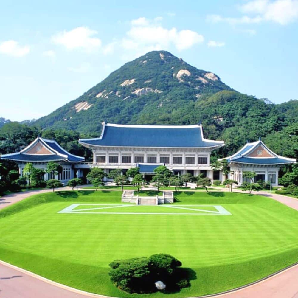 Cheong Wa Dae Presidential Blue House