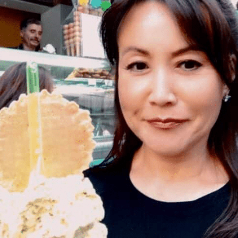 Suzan Paek